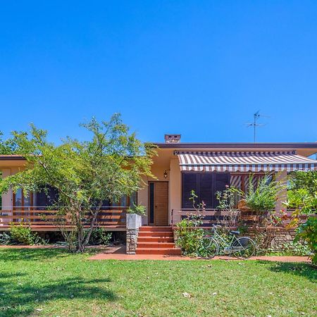 Holiday Home Donatella By Interhome Marina di Pietrasanta Bagian luar foto